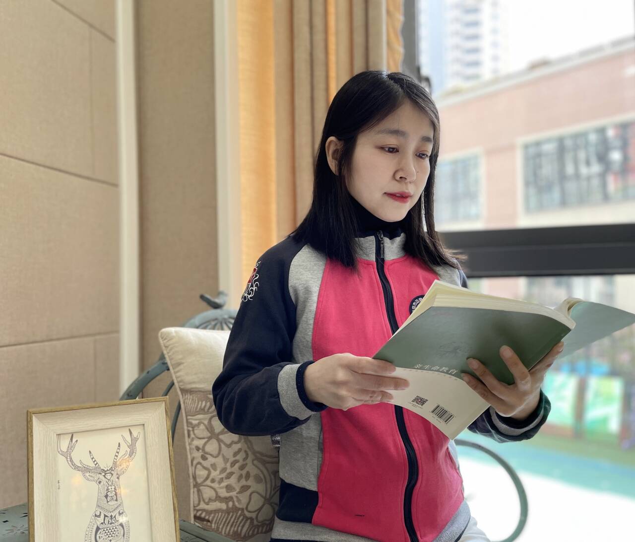 11.29师德之星报道_html_58b153af.jpg