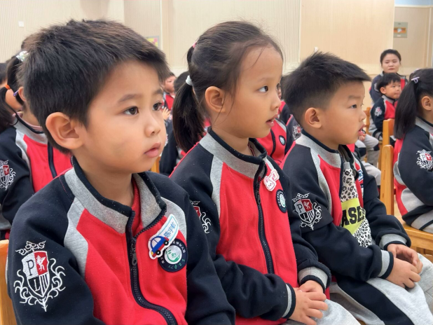【生命迈幼•安全第一】记迈幼一园法制副校长进校园_html_18179d2a.png
