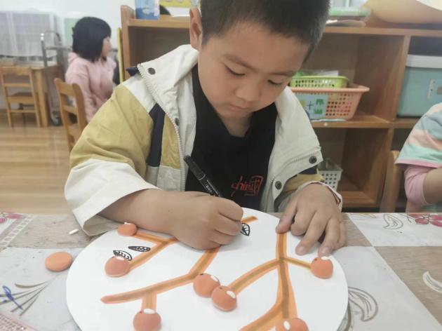 【生活燕幼·园区动态】燕幼中心园“时在小满，幸福满满”——大一班小满节气活动_html_77f94f5e.jpg