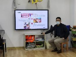 20230531【生活燕幼·园区动态】燕幼中心园：“携手共育  一路’童‘行”—小、中、大班资源团活动_html_m4d00ccc1.jpg
