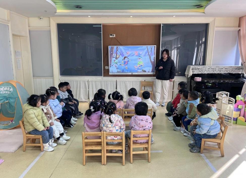 20250113【生活燕幼&middot;园区动态】新城分园：“家”校共育，绽放多彩童年——家长资源团活动纪实(1)_html_6e790976.jpg