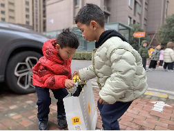 20240304【生活燕幼·园区动态】“三月春风暖，雷锋伴我行”——学雷锋系列活动_html_m27e2e7e4.png