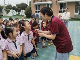 20230901燕幼集团开学第一天_html_62620036.jpg