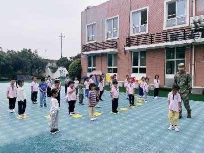 2023.09.28中心园“月圆印中秋 童心印国庆——双节活动_html_m31aabb7d.jpg