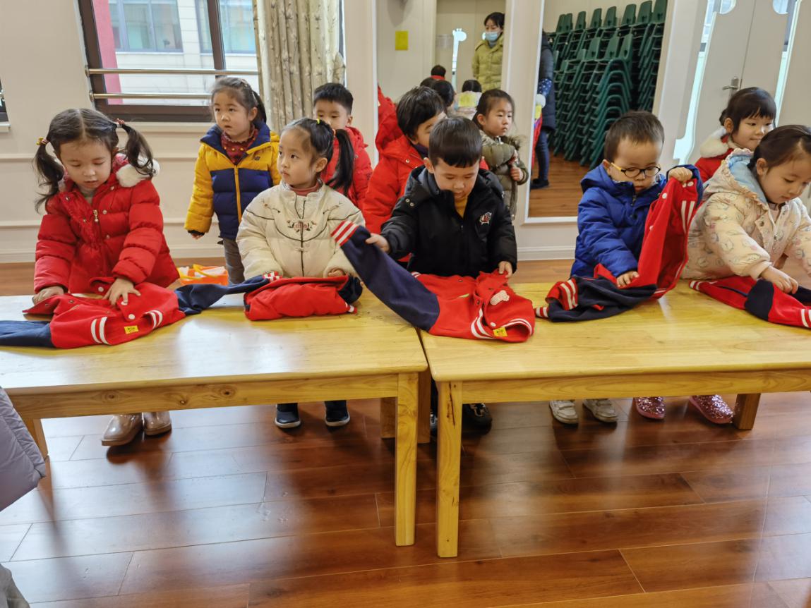 202110106新城园区小班组自理能力比赛_html_682ac134.jpg