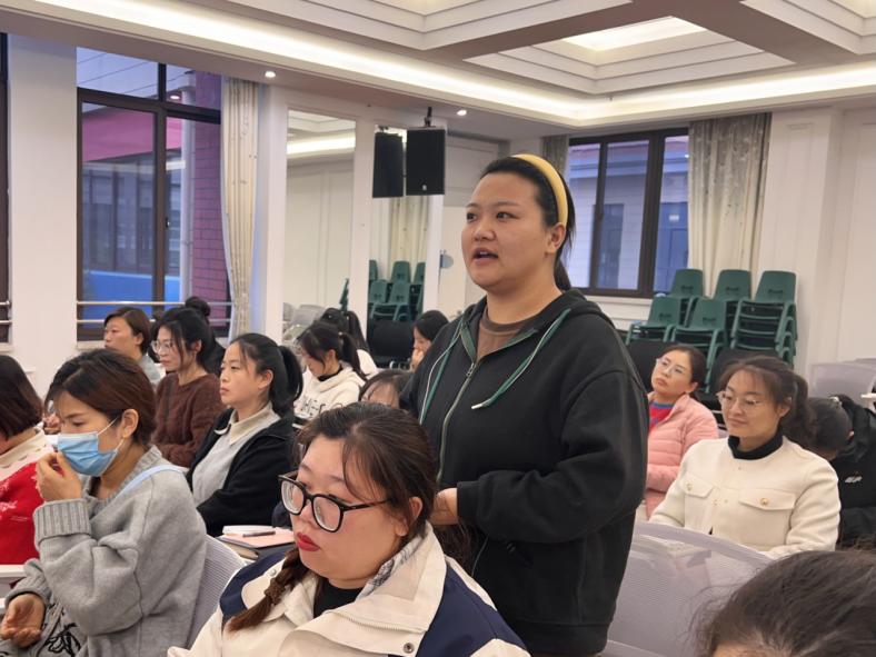 20241106【生活燕幼&middot;园区动态】新城分园：立足儿童视角，优化室内外游戏_html_m10aba464.jpg