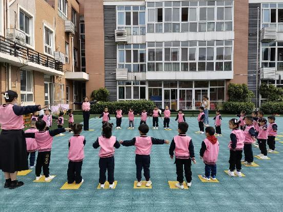 20220513祥和园区幼儿早操评比活动_html_77a31b0a.jpg