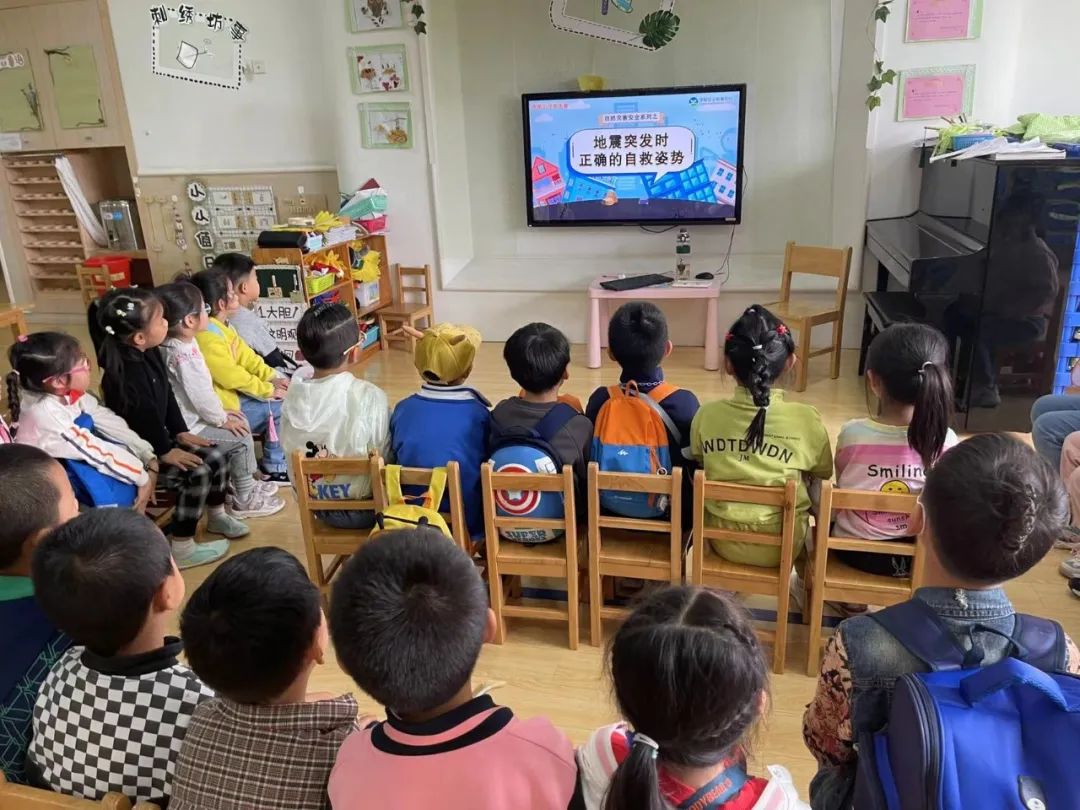 20220513【安全第一】下庙园区：“防震减灾，安全常在”——防震减灾演练活动_html_m248f1bd6.jpg
