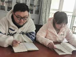 【生活燕幼·教研组动态】燕幼中心园凝心聚力，共筑未来——美术组学期初教研活动_html_17af61fa.jpg