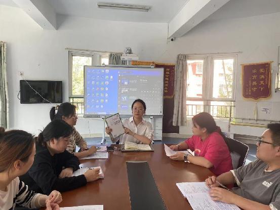 【生活燕幼·教科研动态】中心园：“聚焦儿童，携手进步”————项目活动理论学习活动_html_m6c0f721a.jpg
