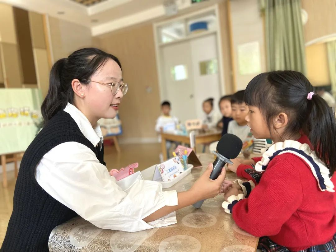20231013【生活燕幼·园区动态】下庙分园：“哥哥姐姐帮助你，聆听小先生的声音”——记第三次儿童陶研会_html_m10d20812.png