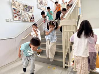20250606【生活燕幼·安全第一】燕鸣苑分园“安全童行 护幼成长”——消_html_549e1629.jpg