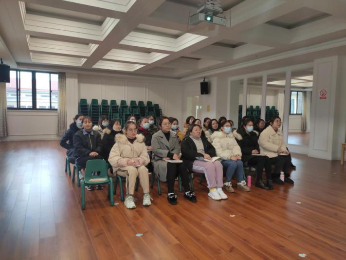 20201209新城师德电影_html_m692bdbc5.jpg