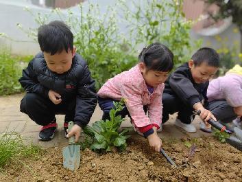 2023.04小一班 清明节活动新闻稿_html_m6d7bb58.jpg