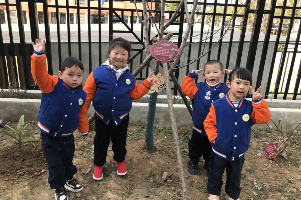 20230312新城园种植月破土日活动_html_40bbde1e.jpg