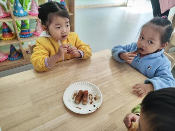 20231121【生活燕幼·园区动态】“遇见小雪，温暖迎冬”——舌尖上的节气之小雪_html_6d4bccd4.jpg