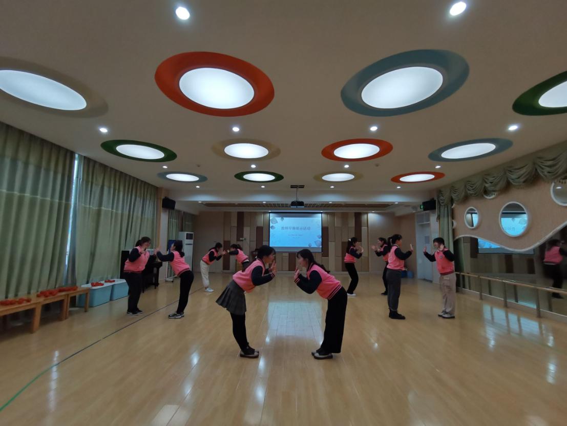 园区动态_html_m5112ebc0.jpg