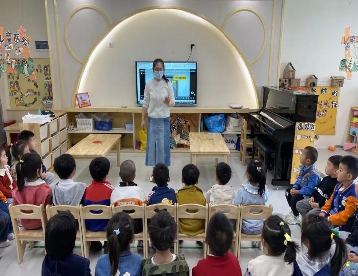 20230512【生活燕幼·安全第一】燕鸣苑分园：防震减灾 安全“童”行—--地震避震演练活动_html_m7de87dfb.jpg