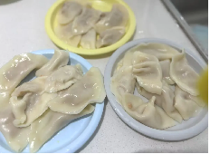 @20241220   【生活燕幼·园区动态】燕鸣苑分园：“温暖过冬至，快乐包饺子”——舌尖上的节气之冬至(2)_html_m307873ab.png