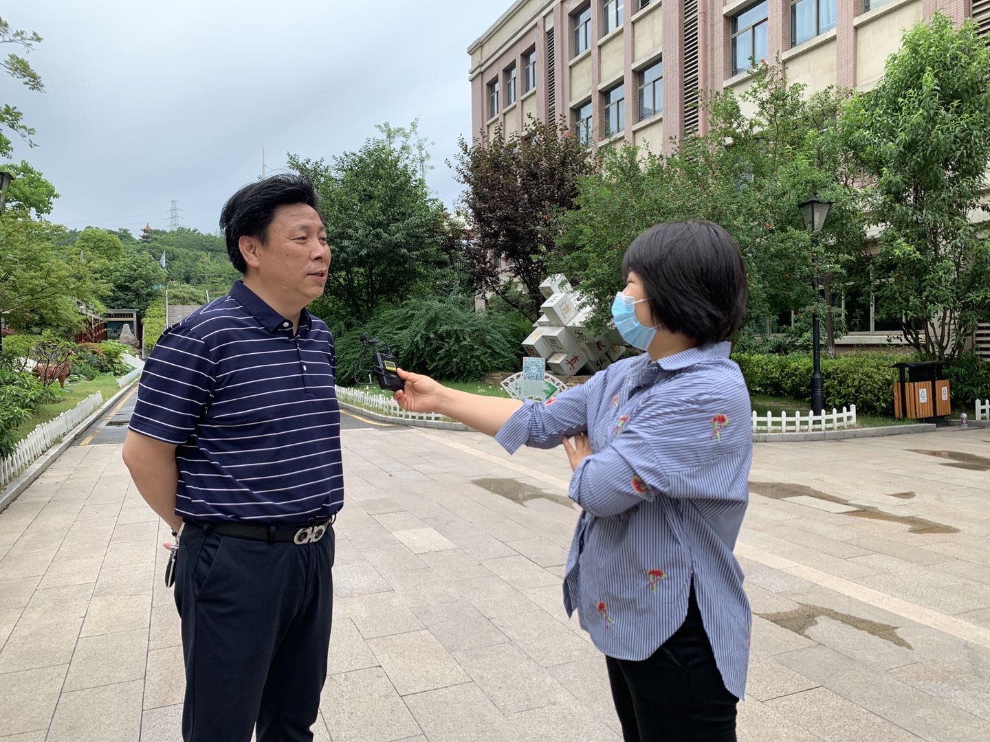 呵护眼睛_html_m7a76b384.jpg