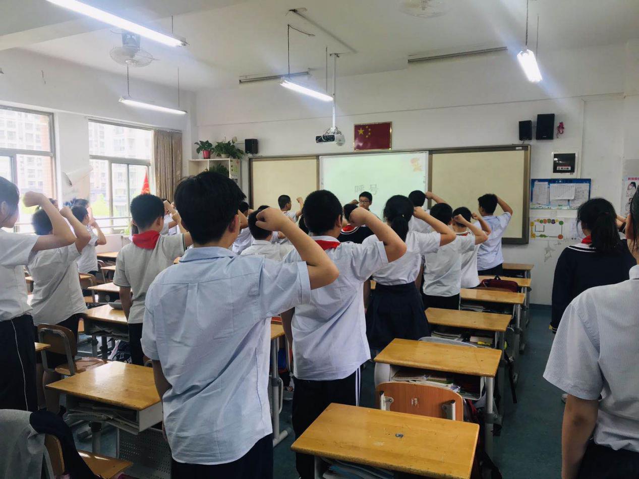 从我做起，争做四有好少年_html_m3f58ff95.jpg