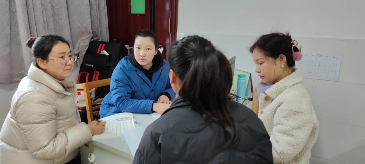 【养正颐小·教学】青春激扬，以赛促研--中电颐和家园小学综合组第四次集体备课_html_29aee11b.jpg