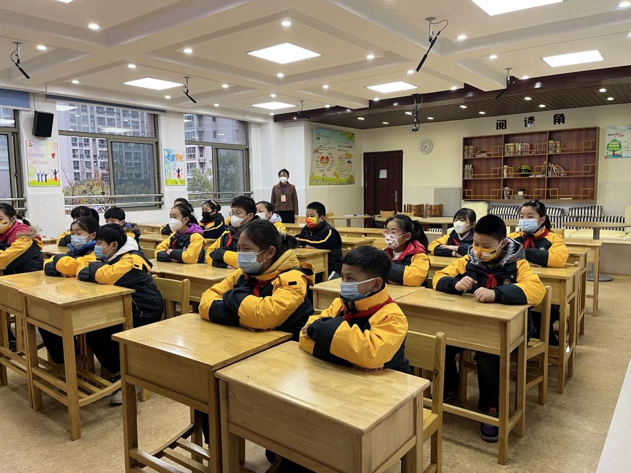 【养正颐小】落实督导检查，提升《读本》实效_html_m1dae8786.jpg