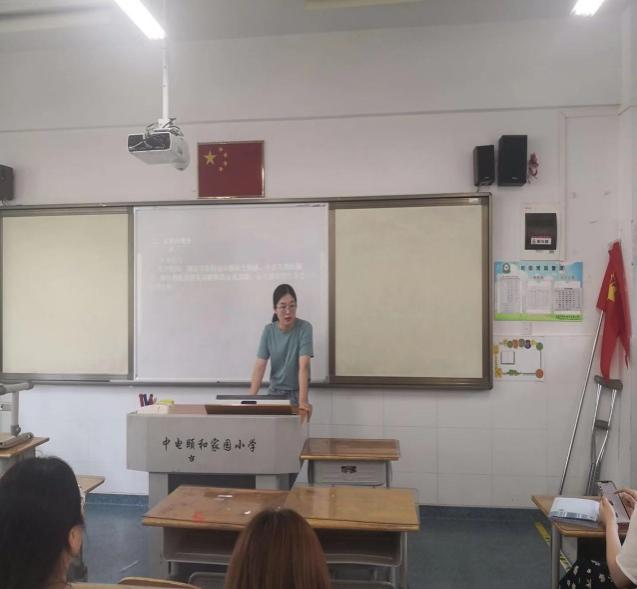 6.24凝心聚力抓教学_html_m15c31fc2.jpg