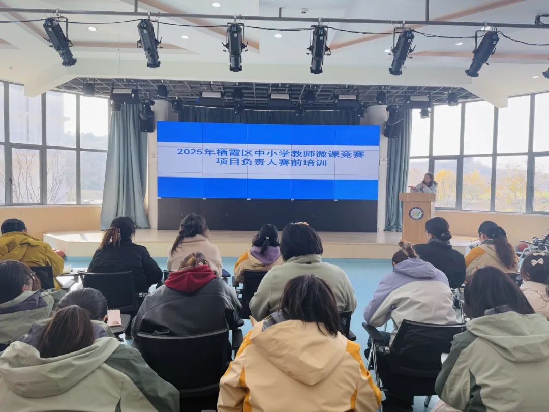 临时_html_17fa8323.jpg
