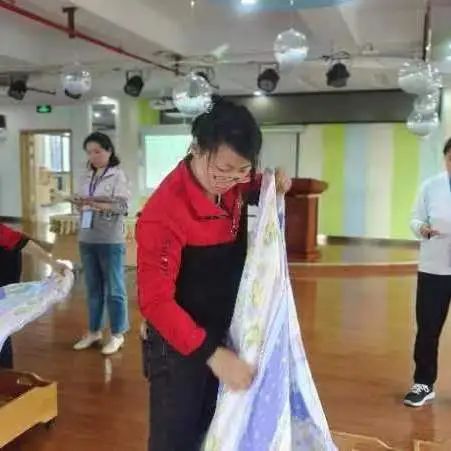临时_html_m159c178f.jpg
