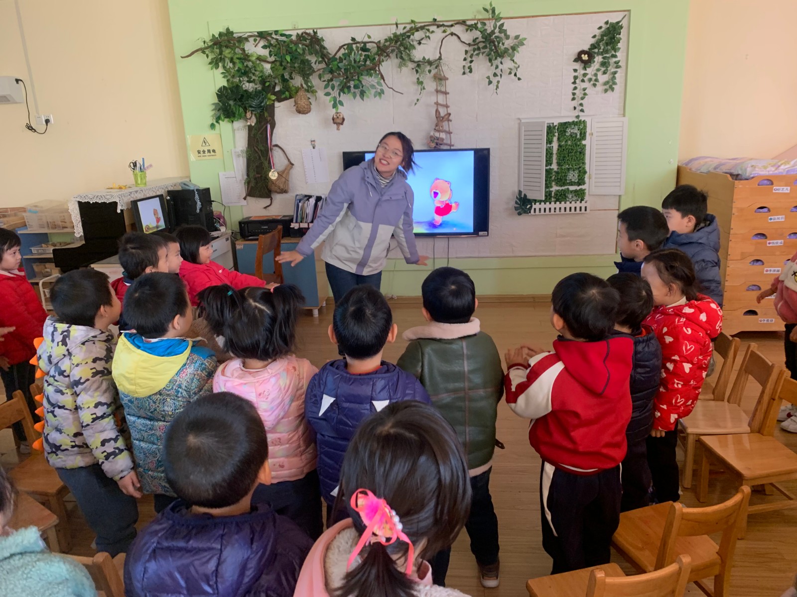 蔡老师.jpg