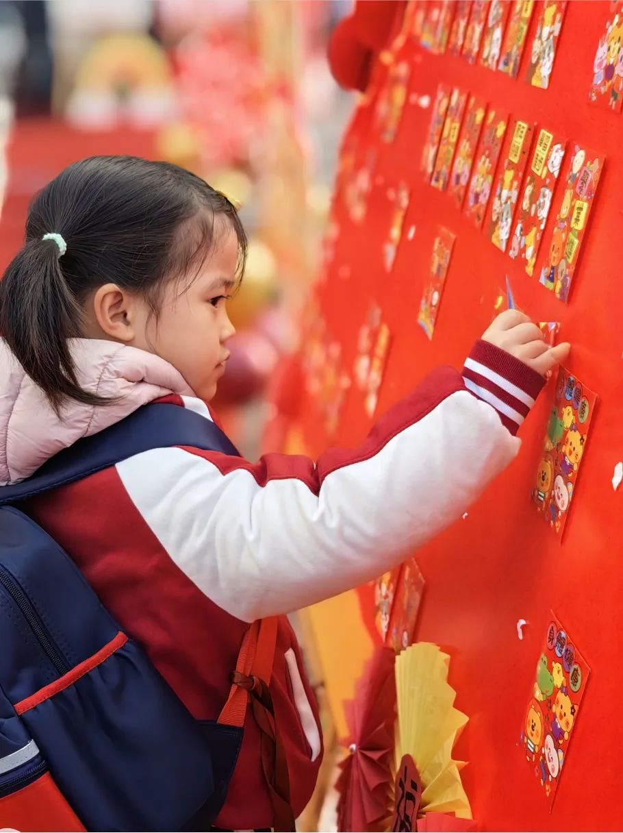 临时_html_md320575.jpg