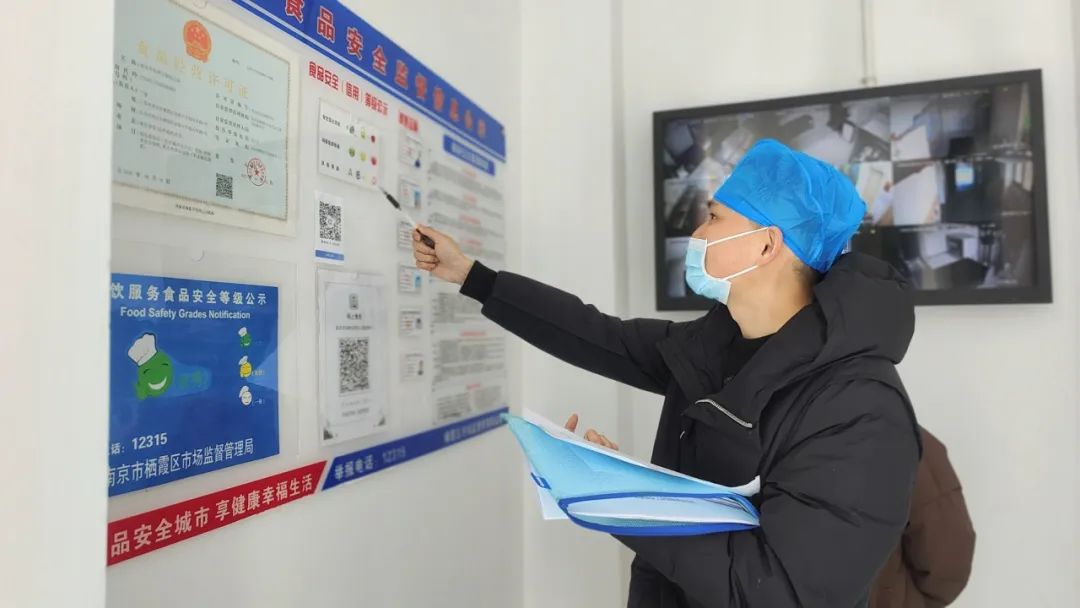 临时_html_32f9afb3.jpg