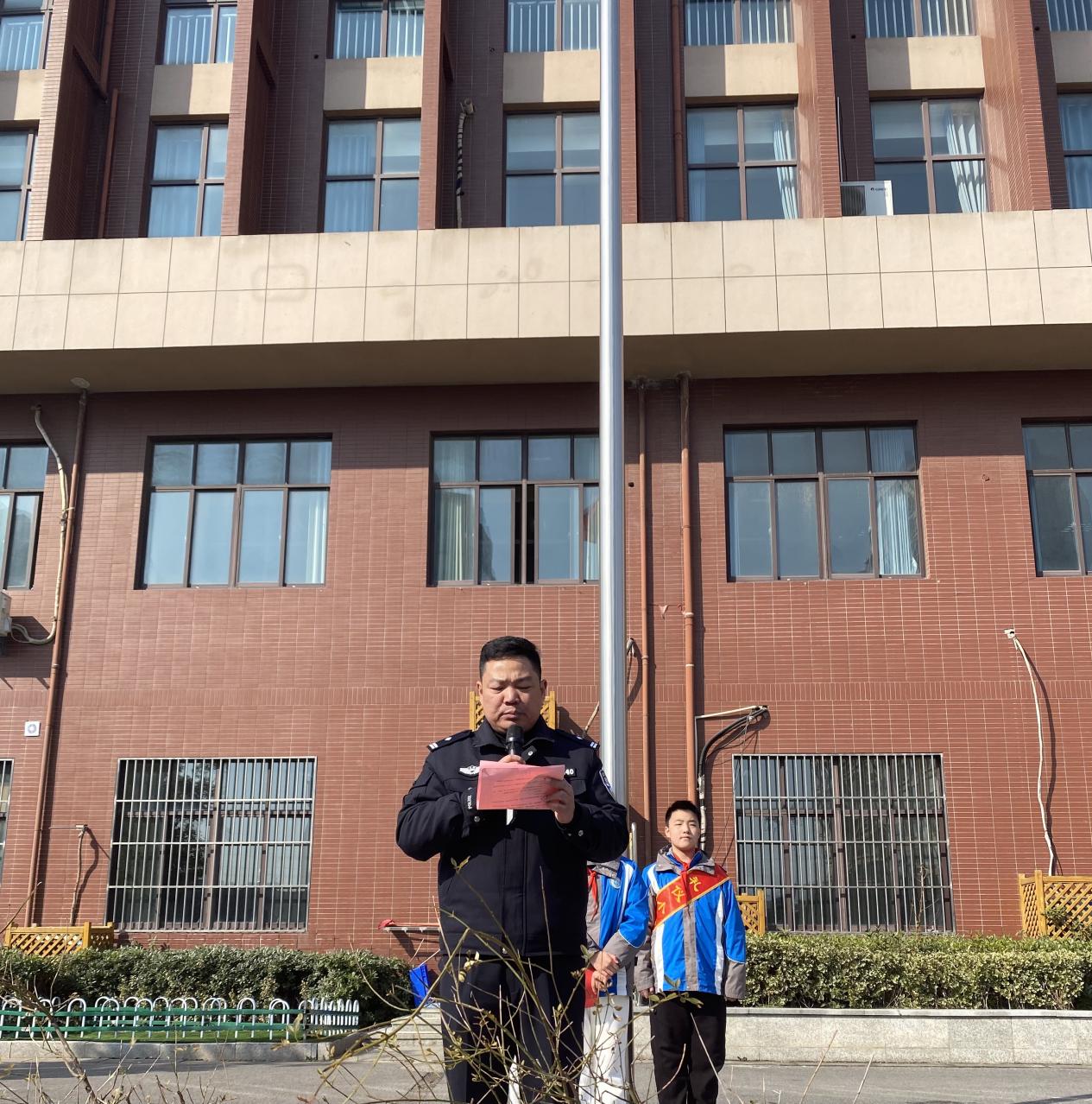 2025.2.13肖楠楠【大爱青秀·德育】蛇年逐梦新学期  非遗传承绽芳华——南京市青秀城小学2024-2025学年第二学期开学典礼_html_2e1de665.jpg