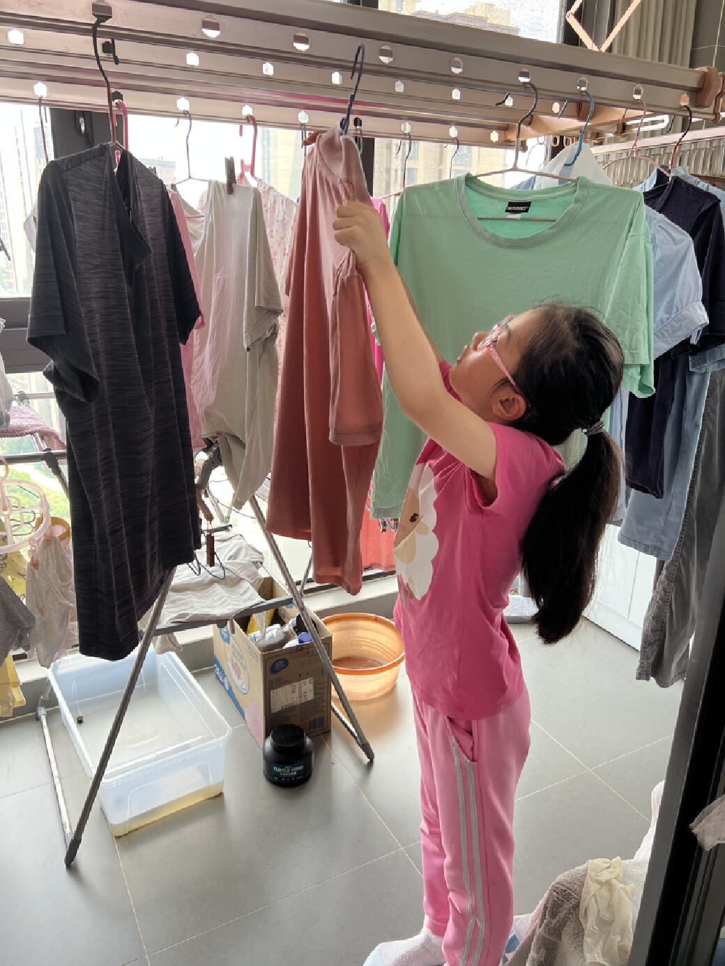 朱  婕-2023.8.28【大爱青秀&middot;少先队】劳动砺心智  实践促成长————记“沉浸式”家庭生活“陪伴”课程之暑期劳动月实践_html_43b36602.jpg