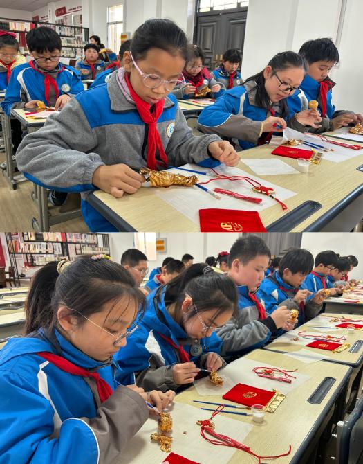 2025.11.28-朱洋梦-探寻金箔非遗魅力 传承千年匠心_html_312ffc4f.jpg