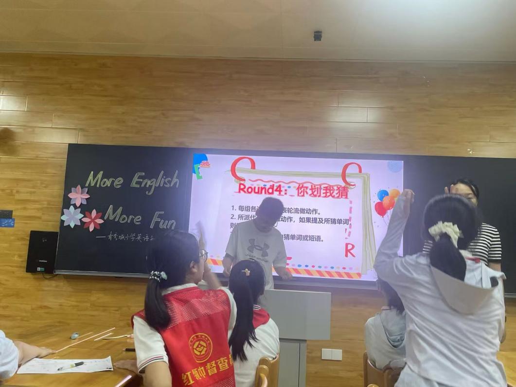 以赛促学展风采 词海争锋砺成长(1)_html_m601d6aad.jpg