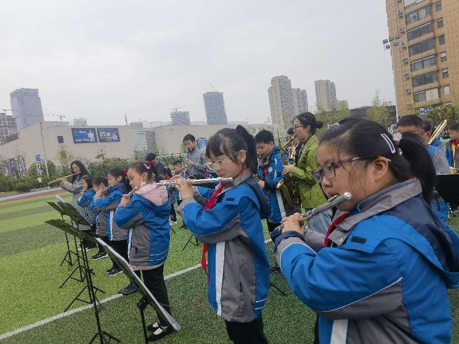 【大爱青秀】足球嘉年华 小小绿茵梦_html_m35af2fd6.jpg