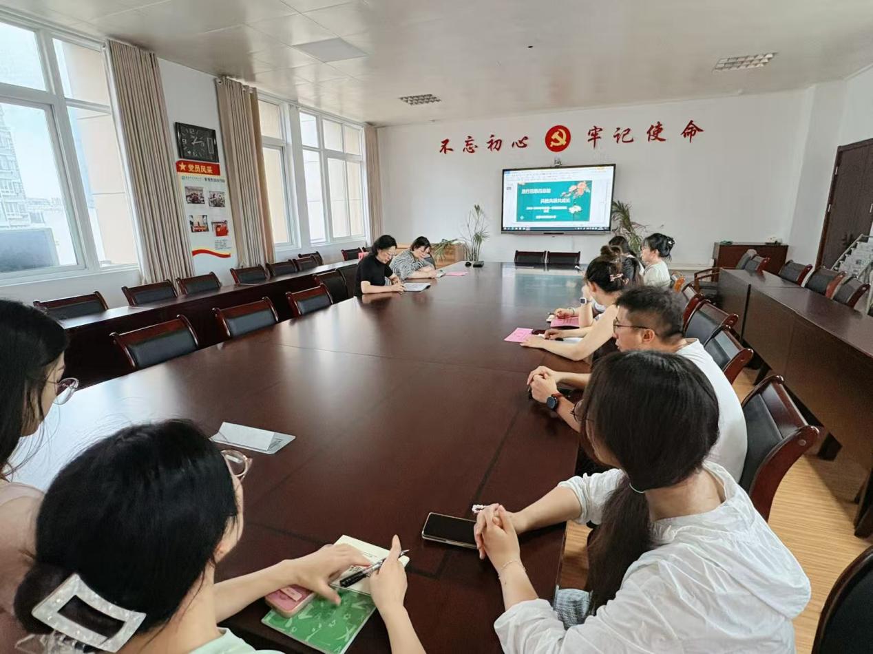【大爱青秀】以教研之笔，绘就教学新章  ——记青秀城小学教研组长工作会议