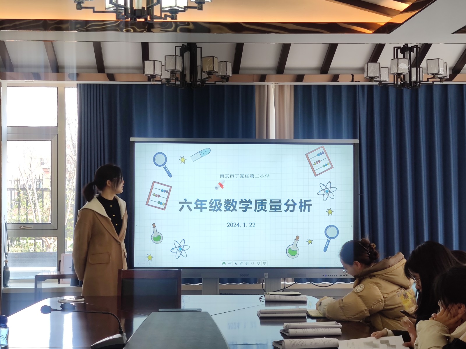 六年级组.jpg