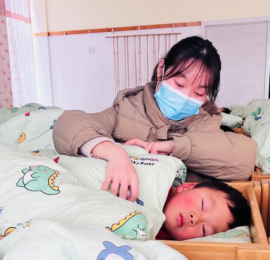 【乐活龙幼•党建】向下扎根、向上生长——龙潭幼儿园徐娜老师先进事迹