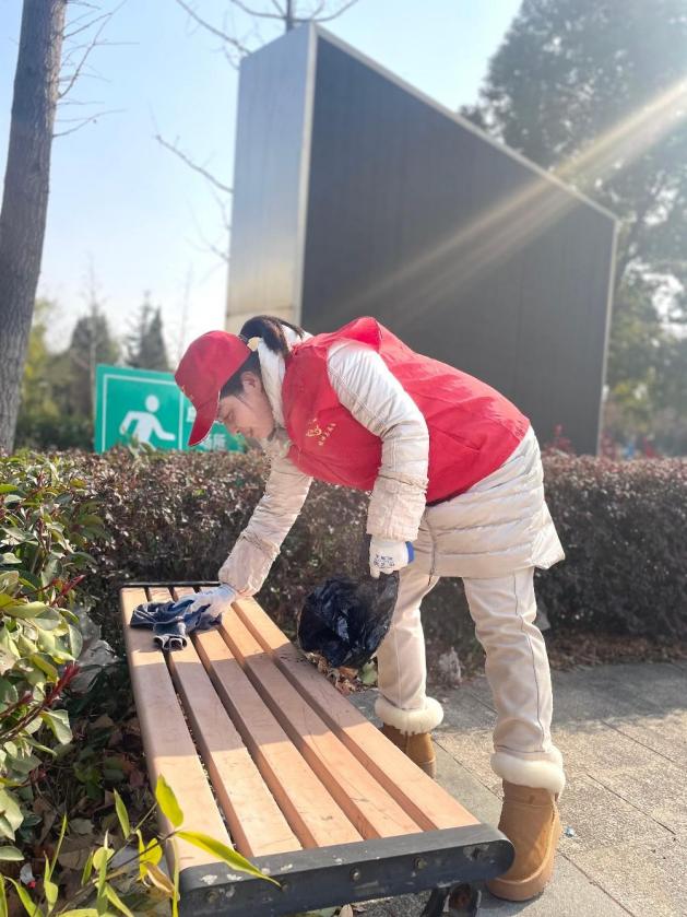 微光引路，笃行致远——团员活动报道_html_15a30d4c.jpg