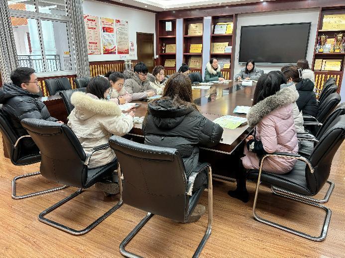 20240228数学组校本教研报道_html_m380520cb.jpg