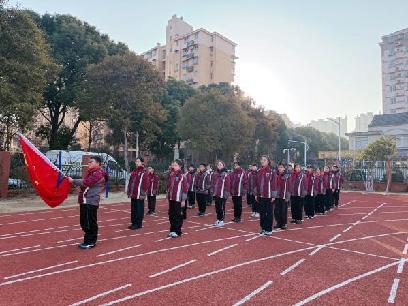 20250224第3周升旗仪式报道（董智写)_html_m40f71777.jpg