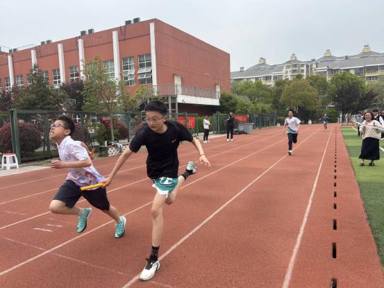 2024年南京市南湾营小学第九届春季运动会_html_4abbc3f0.jpg