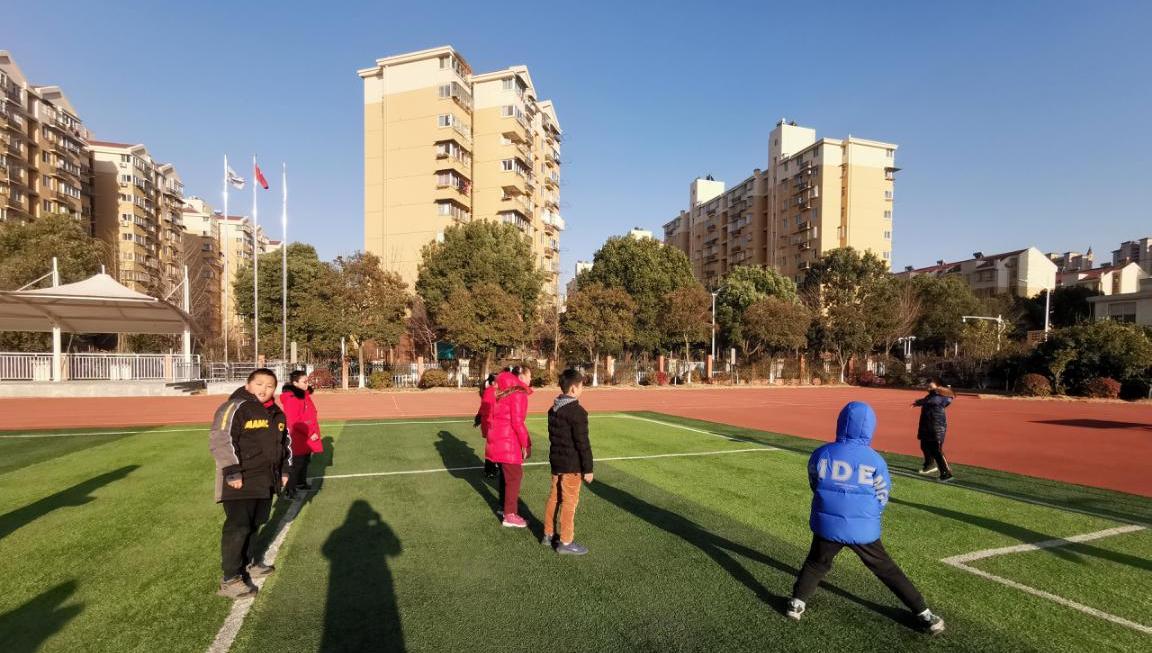 2021513丁友浩童趣社团报道_html_m14d2677b.jpg
