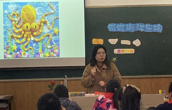 20221118童学课堂新闻报道_html_m617ad2be.jpg