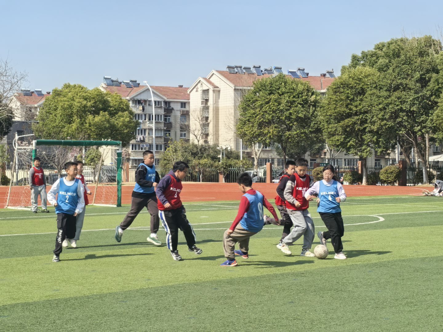 20250320南湾营小学第九届班级足球联赛新闻稿_html_6caed5da.jpg