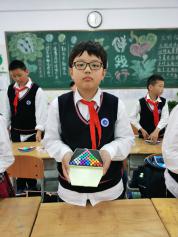 20210520魔幻数学节四年级班级赛报道_html_4cf73fde.jpg