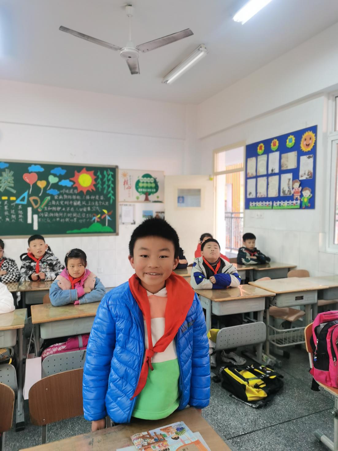 12.25班会报道_html_7f1cb5c6.jpg